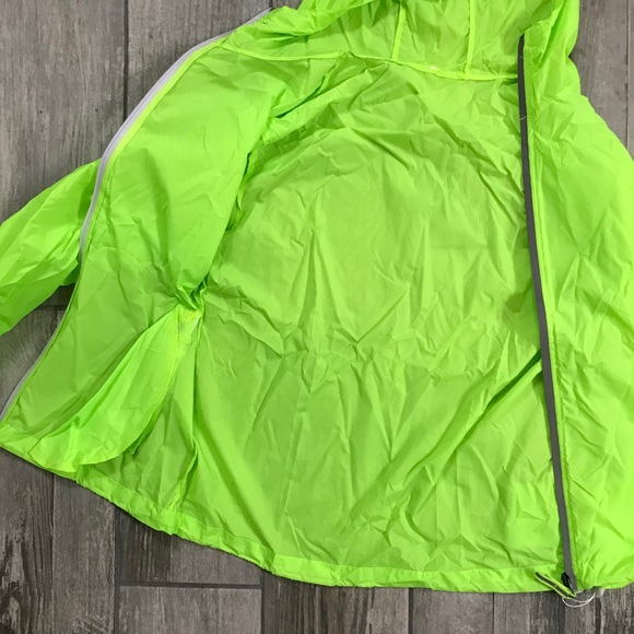 Neon Green Ultralight Windbreaker Running Jacket - Picture 5 of 6